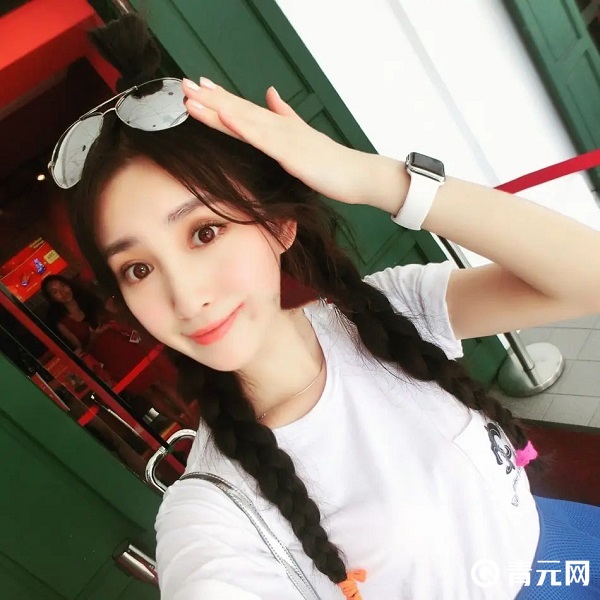 孟娇霞曾是校花