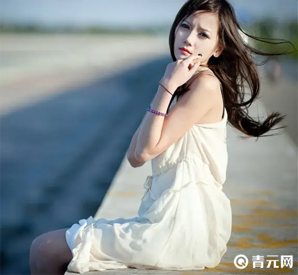 贾伊始小清新风格写真