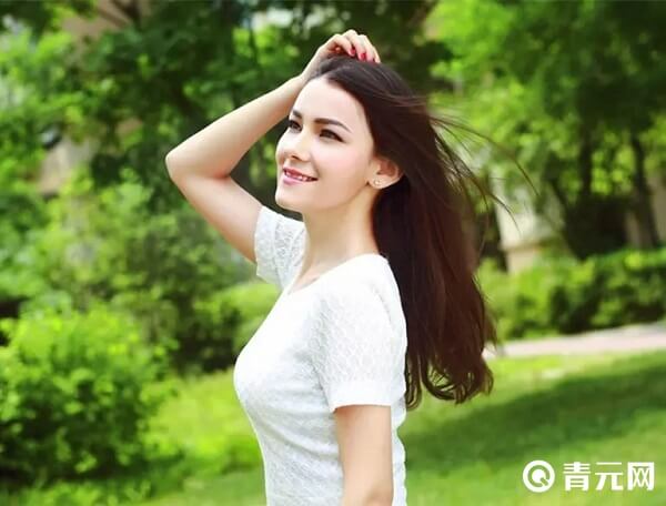 MGroup集团旗下艺人迪丽娜尔