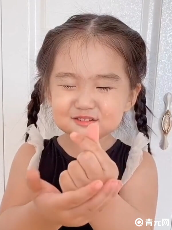 戏精圆圆生活照
