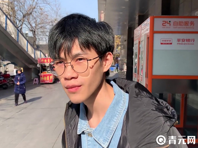 董系长个人照