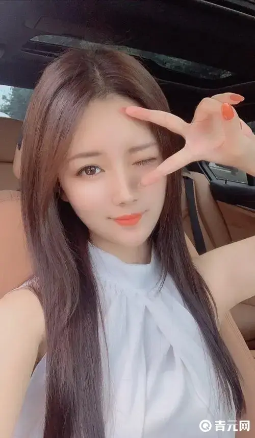 李艺菲个人照