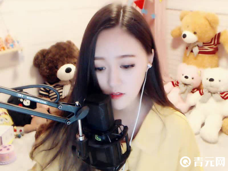 yy洛瑶生活照
