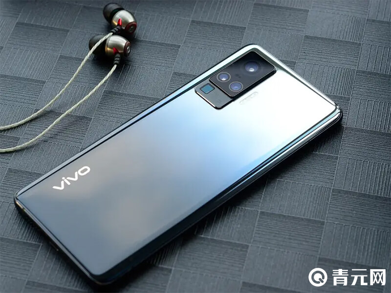 vivox50pro玩王者荣耀温度测试