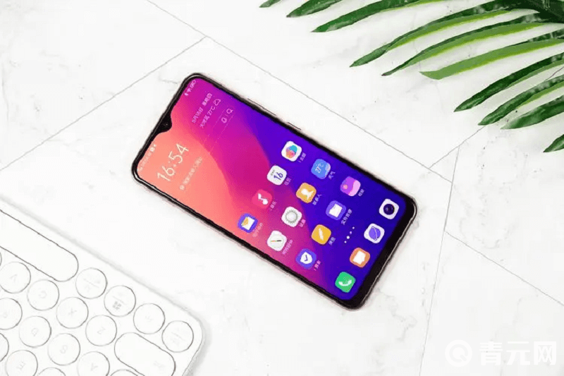 vivoy30手机玩游戏更顺畅