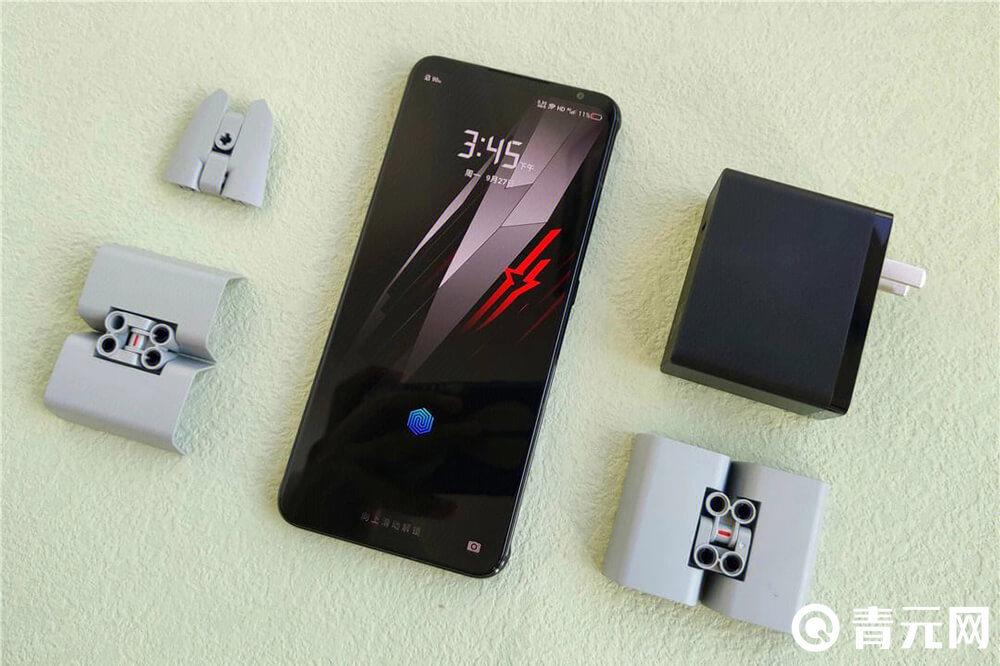 红魔5S玩和平精英评测