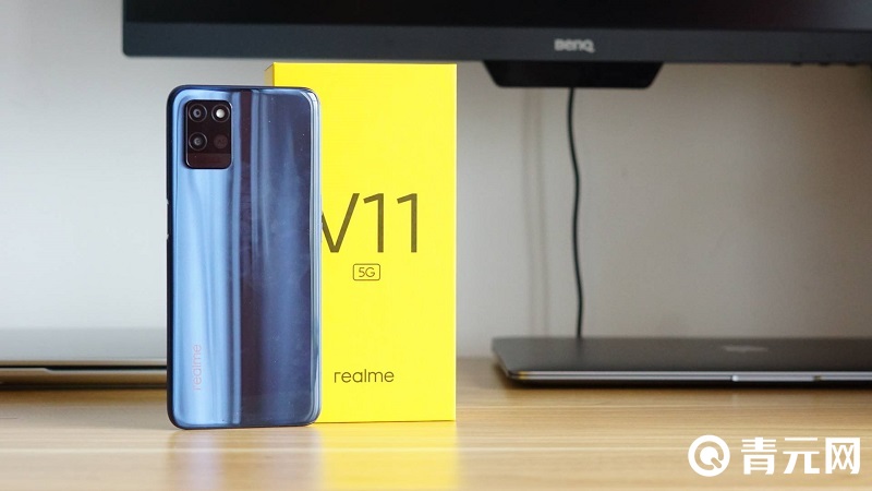 realmeV11手机