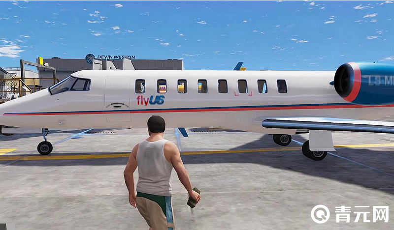 GTA5中的小型客机