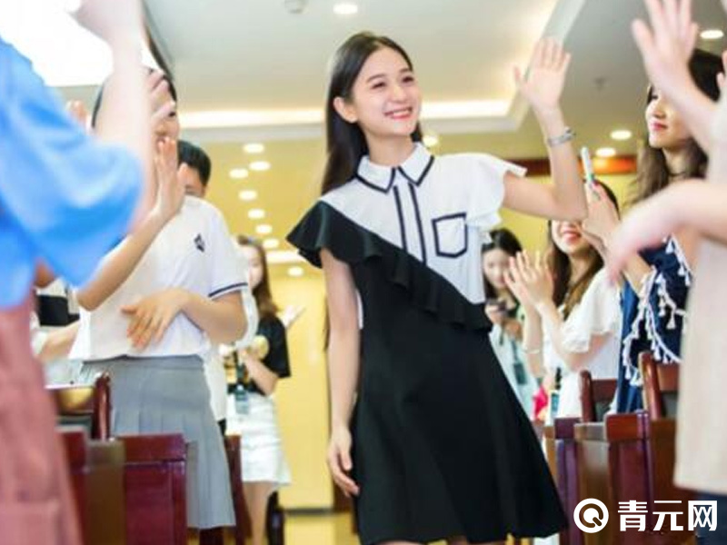 张曼如个人资料