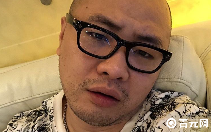 斗鱼tv主播刘杀鸡