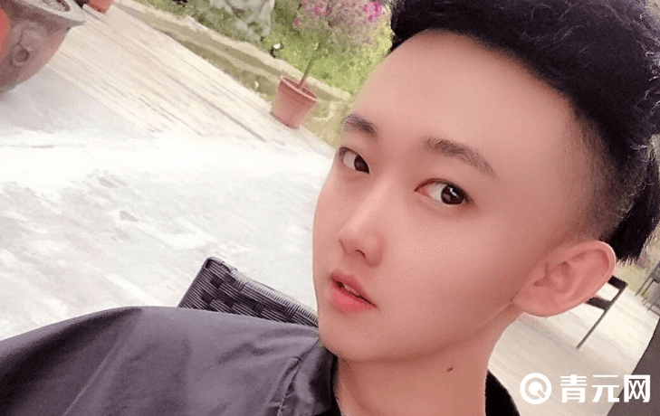网络达人四川可乐