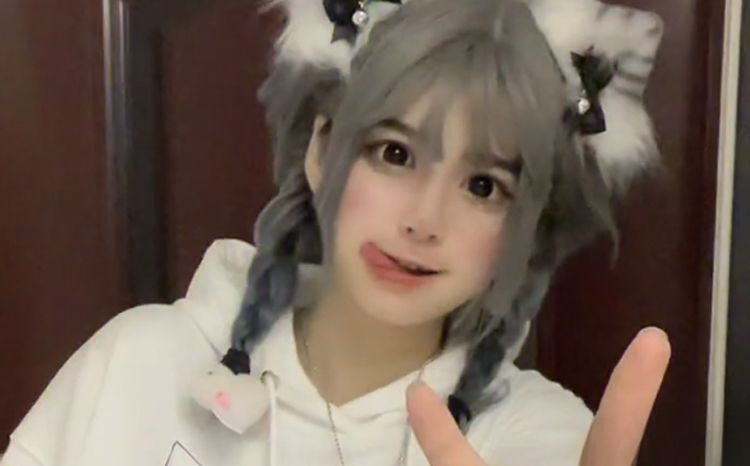 安妮有小die照片