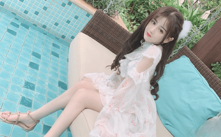 杨清柠近照