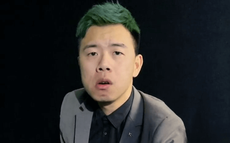 洪大炮近照